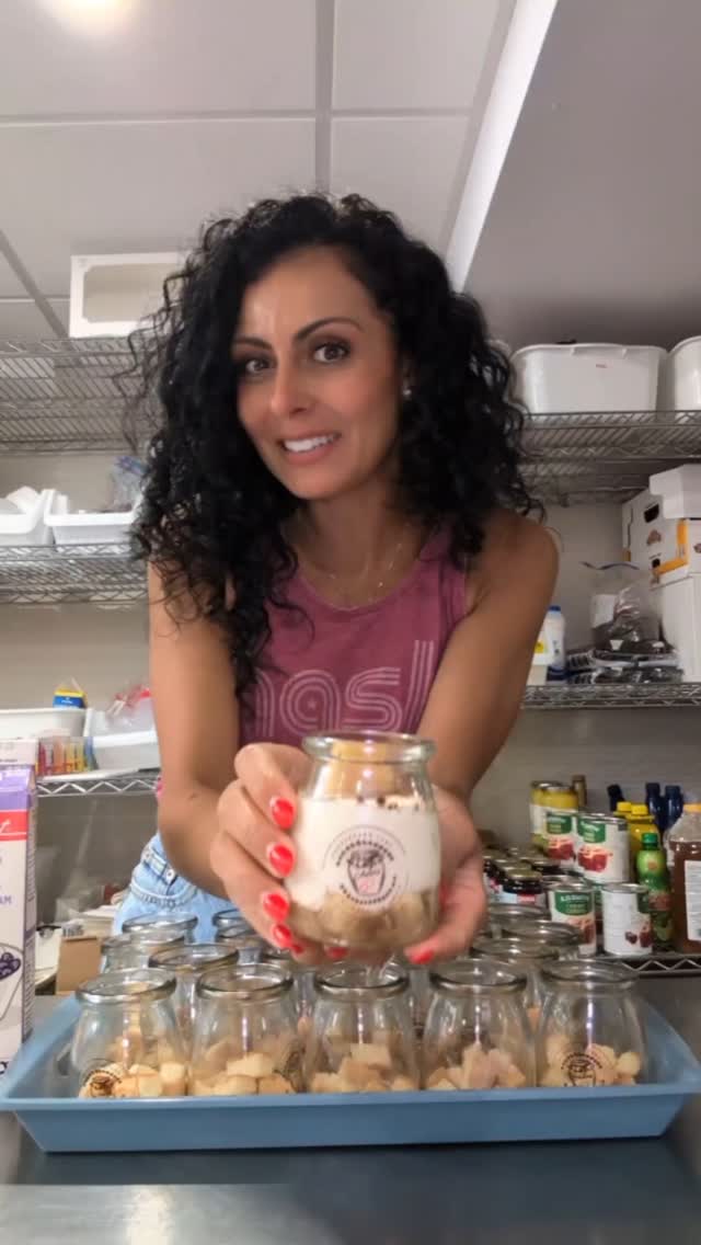 Tiramisu Cheesecake by Amore Cheesecake
#cheesecakejars #amorecheesecake #tiramisu #tiramisucheesecake #cheesecake #coffee #mascarpone #savoiardi