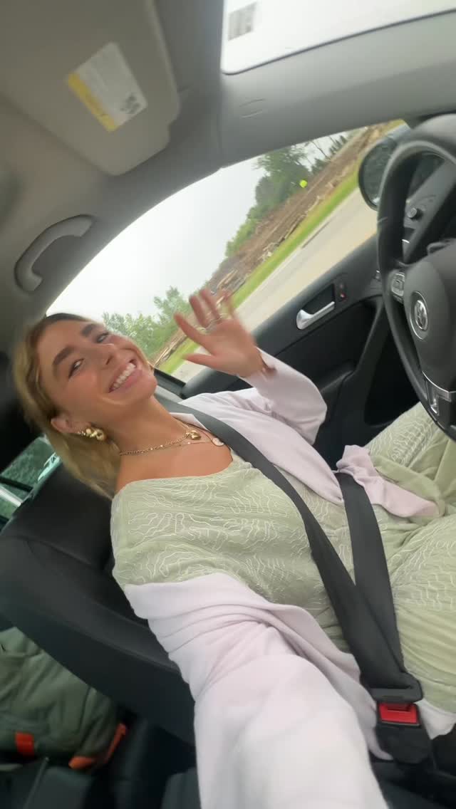 Spend the day with @keziahfredenburg as a Marketing Strategy Intern at Kohls!!