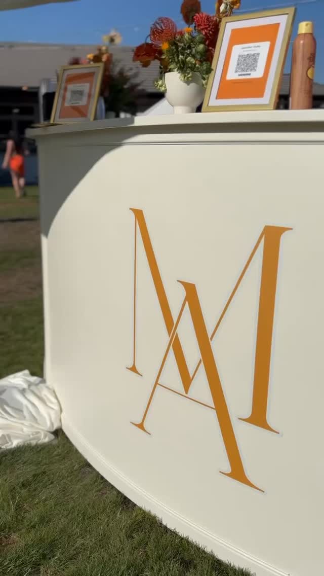 When Fresno is the new Vegas, 50 is the new 21 and you have all of decor to transform your backyard into your own personal pool party, major vibes are the result. Let’s party! #stockroompicks
PICKS: Feenie round bar w/Tiered Crystal Chandelier • Dormer sofas • Dormer chairs • Searcher lounges • Bridger daybed • Denning shelves • Market umbrellas • White Trapper pergola w/ Boho chandeliers