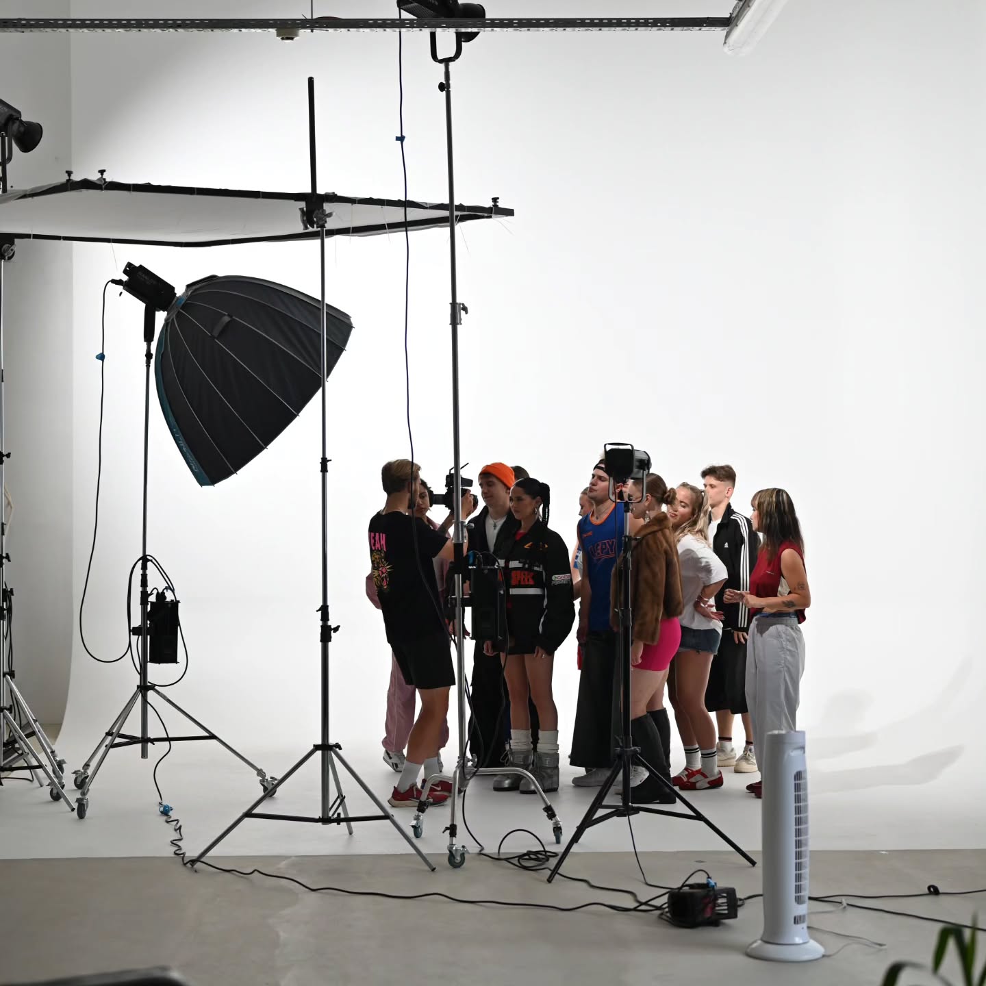 Prisimenant praeitą savaitę ✨️🎬📸 muzikinio video klipo filmavimas #studio101 #kūryboserdvė
#videostudija #fotostudijakaune #fotostudija #videoprodukcija