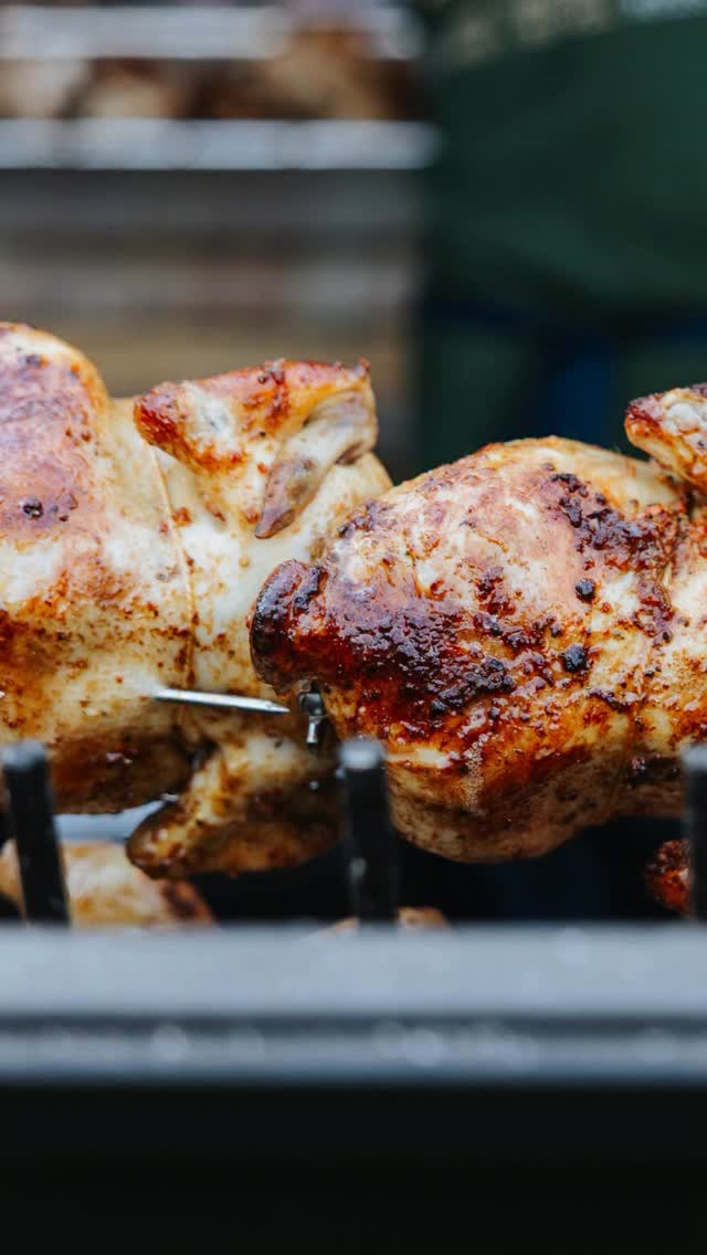 TBT to the flavours that stole the show at The Forage 🤤🔥
.
From the incredible open grill from @foxandbow_ to the smoked pork belly burnt ends by @bigboxbarbeque and everything in between — our taste buds are still recovering (in the best way).
.
Tag your foodie crew and let us know your fave bite or bev from last week 🌮🧀🍗🍻
.
PS. You also have 24 hours to vote for your fave to go in the draw for a $500 food and beverage voucher. LINK IN BIO.
.
Images by @collectionsfromhim
#TheForage #CanberraEats #TBT #FoodieFlashback #SupportLocal #StreetFoodGoals