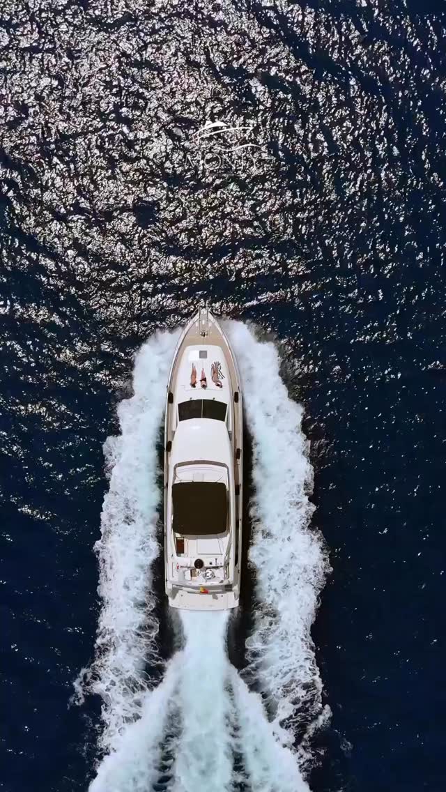 Welcome FERRETI 70 💙
Luxury, elegance, and power. Now available on our website.
Start planning your next unforgettable trip aboard.
📲 For more information, contact us at (+34) 675 193 444
🔗 Link in bio