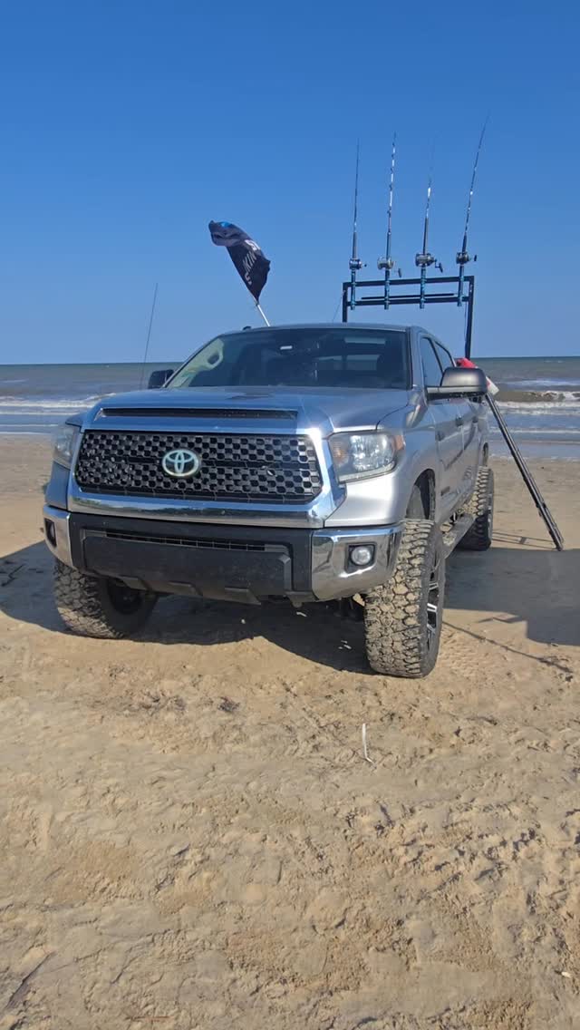 Check out our awesome bedrack shark fishing platform! Will go for sale soon on our website! Let us build one for you! Launch coming so be on lookout! #landbasedsharkfishing #sharkfishing #bolivarpeninsula #crystalbeachtx