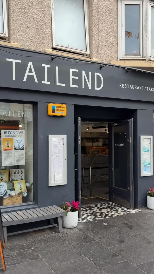 Everyone loves a @tailendstandrews supper — but did you know you can also dine in?
Take a seat in their gorgeous restaurant and enjoy an extensive selection of fresh seafood, small plates, and even a cocktail (or two) 🍸
Anyone else starving now? 🤤