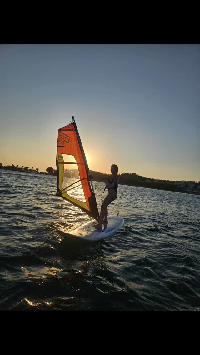 bluefish.restaurant
ahesport #windsurffoil
#funproshopcocolios #windsurfers #windsurfer #windsurfingtv #windsurfinggram #windsurfinggirls #windsurfinggirl #windsurfingnow #windsurfinggram #windsurfinglife #windsurfingschool #windsurfingingreece #windsurfinglover #extremesport #extremesportsphotography #instalifo #travelbloggert #tahe #nautix #funproshopcocolios #vouliagmenibeach #ilovevouliagmeni #windsurfingingreece #windsurfers #vouliagmenis #vouliagmenibeach #varkiza #varkizaresort✌️ #voulá
