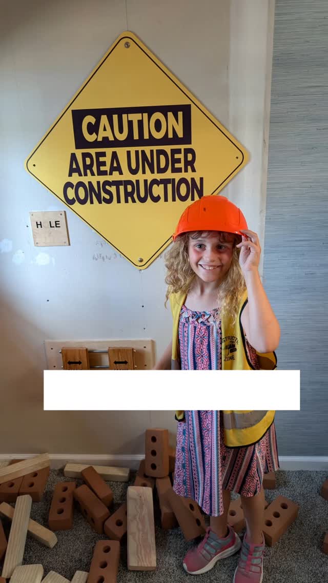 CAUTION: Little learners hard at work!
#LearningAdventureBus #SummerCamp #learnthroughplay