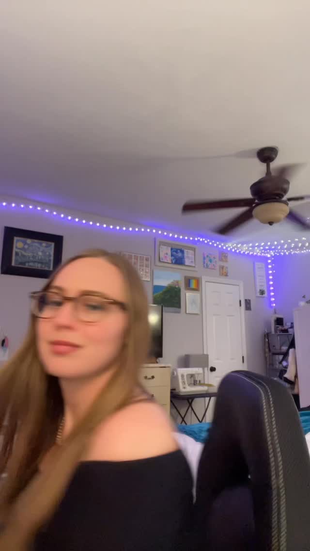 Day 8/30: “To Be Loved” - 30 Days of Demos
This one is a must for me to put out tbh just need to find the right producer lol (or maybe I’ll go wild and do it myself)
#popmusic #popartist #nashvillepop #demos #unreleasedmusic #originalsong #selflove