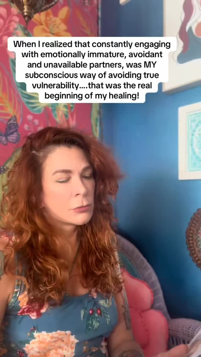 #AttachmentStyle #AnxiousAttachment #AvoidantAttachment #ToxicRelationship #ToxicRelationshipRelationships #NarcissisticAbuse #Codependency #Dependent #ChildhoodTrauma