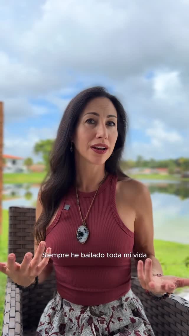 I’ve been dancing all my life…
At first, I didn’t know it was helping me shift my energy—
Especially when I felt angry, frustrated, or overwhelmed.
Now I understand:
✨ Movement is medicine.
It’s how I transmute and come home to myself.
And I’ll teach you how to do the same.
🌿 Join me for Body Alchemy: From Pain to Pleasure
August 17th | Southwest Ranches, FL
@kintsugiespaciosmiami
#BodyAlchemy #EmotionalHealing #MovementIsMedicine #BoundlessHealingHands #HealingThroughDance #EnergyAlchemy #FloridaLifeCoach #MiamiEvents #SacredFeminine