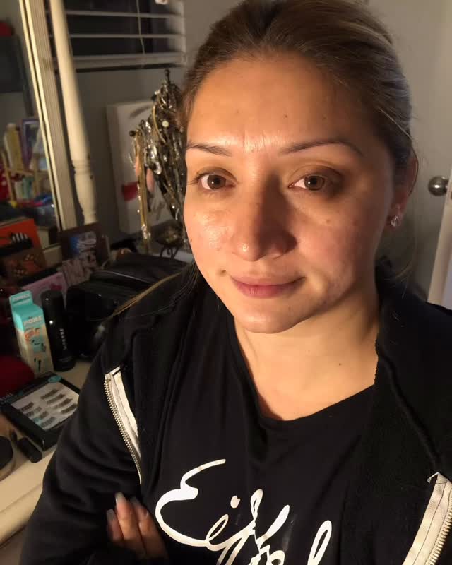 #Smokeynaturallook at it’s finest 💄 book on my website www.virisbeauty.com for your events