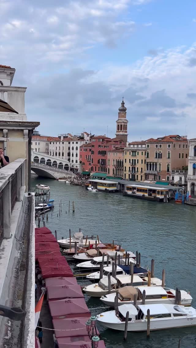 Whether you are planning a trip to Venice or simply thinking about where you want to visit next- take a look at Bubbly Tourist and our simple itineraries. Easy to follow and they make travel #planning easier! Travel more! Travel Bubbly! #venice #see the world #bubblytourist #travelmore #vacation #wanderlust #traveller #italy #prosecco #ilovetotravel #travel #travelplanningmadeeasy #travelplanningtips #goexplore #dolcevita #traveltheworld #travel #wanderlust #romanticitaly #venicecanals