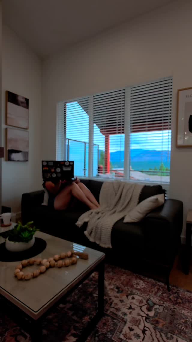 Professional burnout is real, especially in the summer.
The kids are home, routines are a bit chaotic, and vacation mode is trying to sneak in (as it should!). But the business? Still needs attention.
If youโre feeling the juggle, youโre not alone.
This season isnโt about doing it all. Itโs about giving yourself space, asking for help, and finding ways to keep things moving without burning out.
Whether thatโs pausing a few projects or outsourcing the parts that are draining your energy, there are ways to keep your brand and marketing on track even when you're not at full speed.
If youโd like to explore how to lighten your workload or keep things running on an easier-for-you plan, letโs chat. Book a virtual coffee meeting. Find the link in bio. โ๐ป