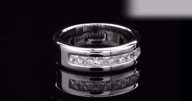 This men’s wedding ring in 925 sterling silver with a clean moissanite center just hits different. It’s not flashy it’s timeless.
Made for the kind of commitment that never goes out of style 🤍💍
🔗 nsjeweller.com
#mensweddingring #moissaniteformen #925sterlingsilver #minimalmensstyle #weddingband #cleanlook #mensjewelrydaily #solidstyle #nsjeweller #modernclassic