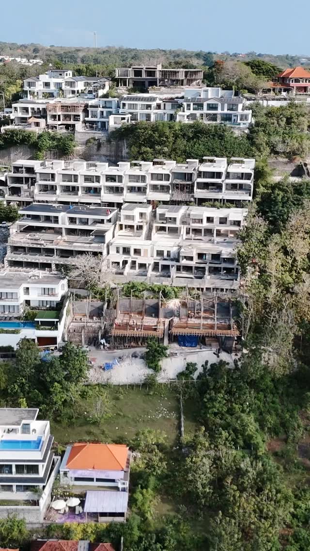 Structural works are progressing quickly on a new 3 villa development in Bingin. These villas designed by Riem Studio will provide modern minimalist architecture matched to the panoramic hill side views
#baliwellness #pbmbali #buildingdreamvillasinbali #balidreamvillas #constructioninbali #baliquantitysurveying #baliconstruction #buildinginindonesia #buildconsultancyinindonesia #balivilladesign #livinginbali #projectmanagementindonesia #baliprojectmanagement #resortsandvillasinbali
#quantitysurveyingbali