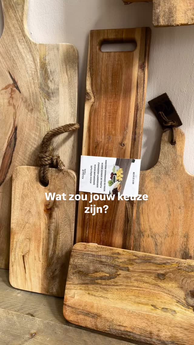 Een goed plankje maakt de borrel compleet 🍷🪵
Van strak en modern tot warm en rustiek – onze serveerplanken zijn er in alle vormen en maten.
Swipe en kies jouw favoriet!
➡️ Welke zou jij op tafel leggen?
#serveerplanken #borrelplank #kaasavond #interieurshop #winkelinspiratie #tafelstyling #foodpresentation @ladimee