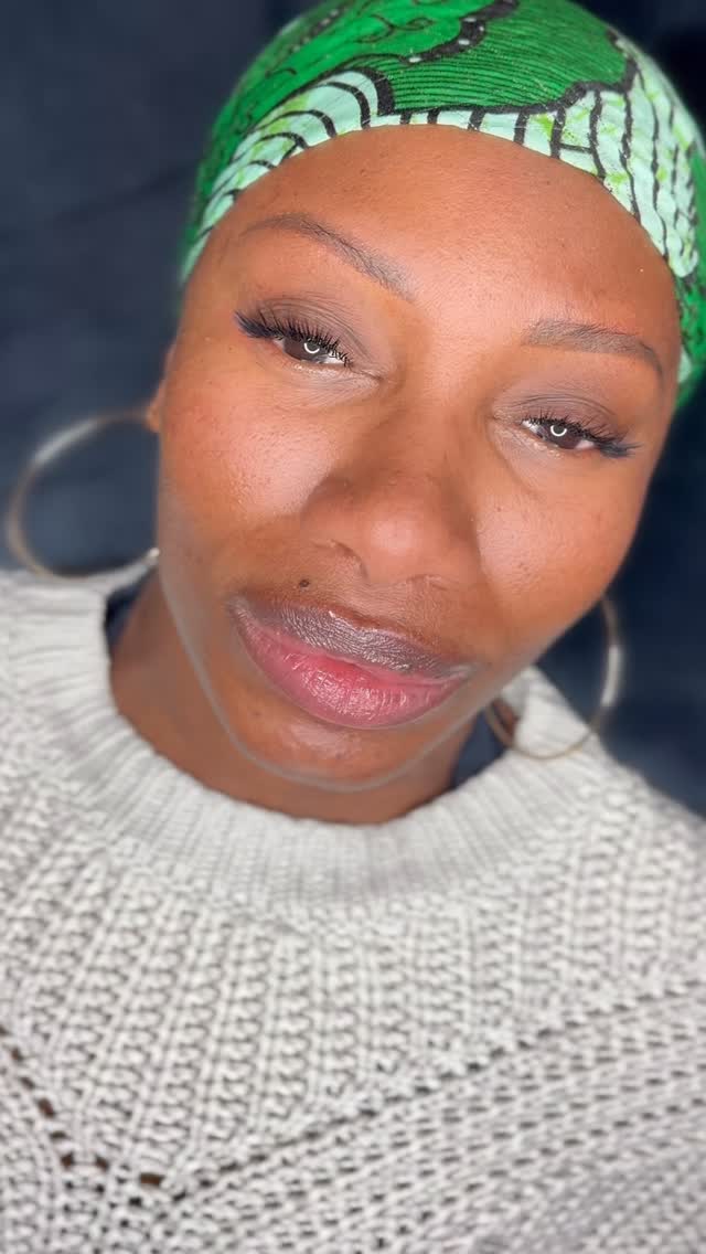 ✨ Spiky wet look lashes are EVERYTHING right now ✨
This is my absolute fave set to create – soft, textured, and effortlessly gorgeous 💖 The perfect mix of natural glam with that model-off-duty vibe.
For this beauty, we added Swarovski crystals for that stage-ready sparkle ✨🎤 – because why not shine a little brighter?
If you’re unsure what style to go for… trust me, a wet look in M-curl is chef’s kiss 👌🔥
📲 DM to book your dream lashes – limited spaces, so don’t wait!
#WetLookLashes #SpikyLashes #russianvolume #WispyLashes #LashTechUK #LashInspo #SwarovskiLashes #LashTransformation #bristol #bristollashes #LashGoals #foryou #fyp