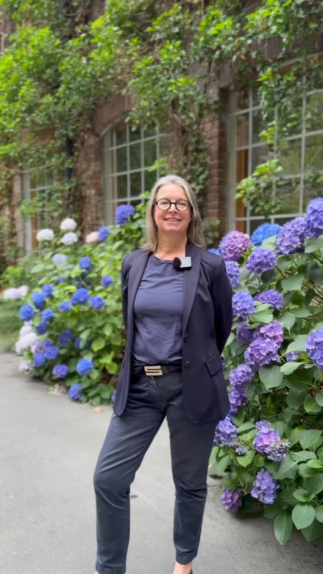 🟠 Kerstin Blanke-Höttges, unsere Kandidatin für den Bezirk Katternberg – Hossenhaus, bringt Kreativität und Klarheit in die Kommunalpolitik. Mit ihrem Blick für Gestaltung und einem starken Sinn für Gemeinschaft setzt sie sich für ein lebens- und liebenswertes Miteinander ein.
Kreativ, lösungsorientiert und mit Sinn für Zusammenhalt – lernt Kerstin im Video kennen 🟠
#sgzukunft #solingen #kommunalwahl2025 #füreinneuessolingen #mutig #transparent #bürgernah