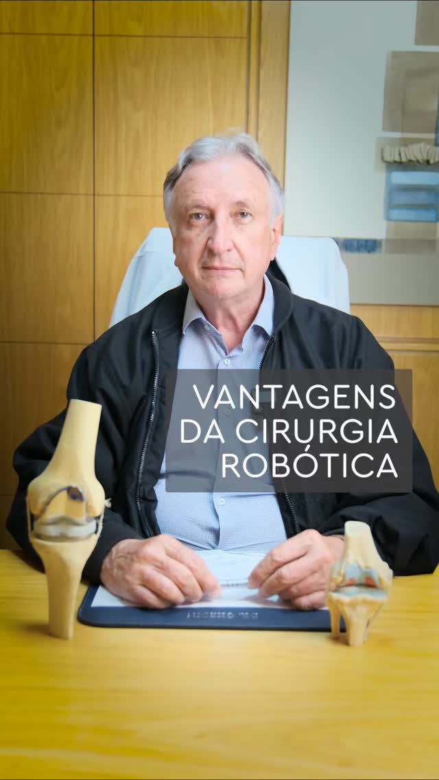 Quais as vantagens que a cirurgia com o auxílio robótico trouxe para a colocação de prótese de joelho?
O Dr. Ghedin explica