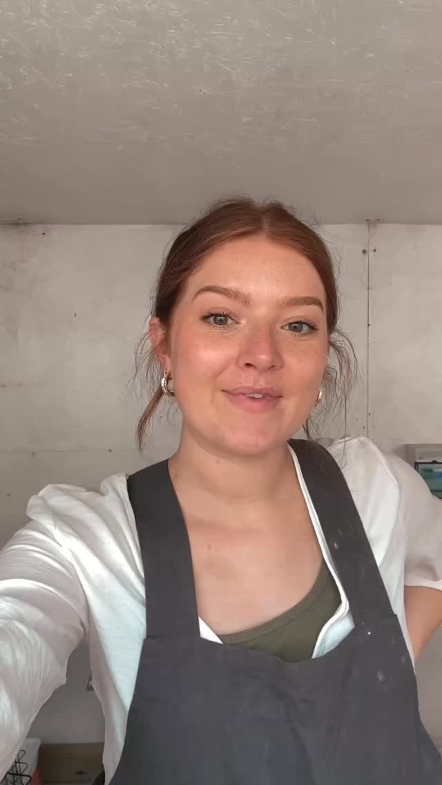 Making a special piece for this year’s Pittenweem Arts Festival ✨ Inspired by the local community of wild swimmers here in Pittenweem 🏊♂️ Fingers crossed it survives the kiln! Unloading tomorrow… stay tuned 🤞
Find me at this years Pittenweem Arts Festival in Venue 10 from the 2-9th August! Everyday 10-5 🏺
:
#wildswimming #scotland #wildswimmers #seaswimming #seaswimmer #lizzieanndesign #handmadeceramics #pittenweemartsfestival2025 #madeinfife #handmadeceramics #clay #pottery #ceramics #supportsmall #handmadescotland #artsfestival