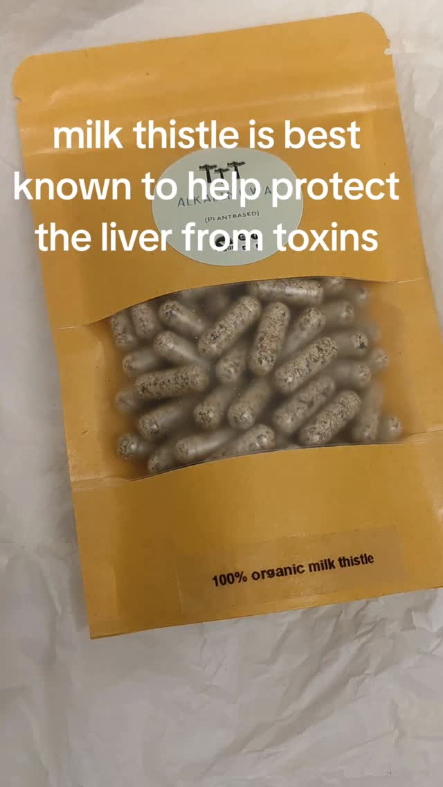 Packed with powerful antioxidants, #milkthistle is your go to herb for cleansing and protecting the liver.
#liverhealth #liverdetox #liverprotection #organicherbs