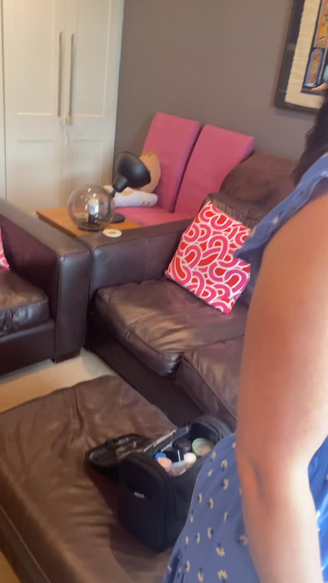 Last week’s Bride Clare 😍. She wanted a natural makeup, we brought out those gorgeous eyes of hers. She looked amazing.
#bridalmakeupartist #bridalmakeup #wicklowmakeupartist #dublinmakeupartist #leinstermakeupartist #bridetobe #bridalinspiration #bridalinspo #leinstermakeupartist #makeupartist #irishmakeupartist #irishbrides #irishbridalmakeupartist #weddingday #gettingmarried #weddinginspiration #motherofthebride #wicklow #elopement #louisekeanemakeup