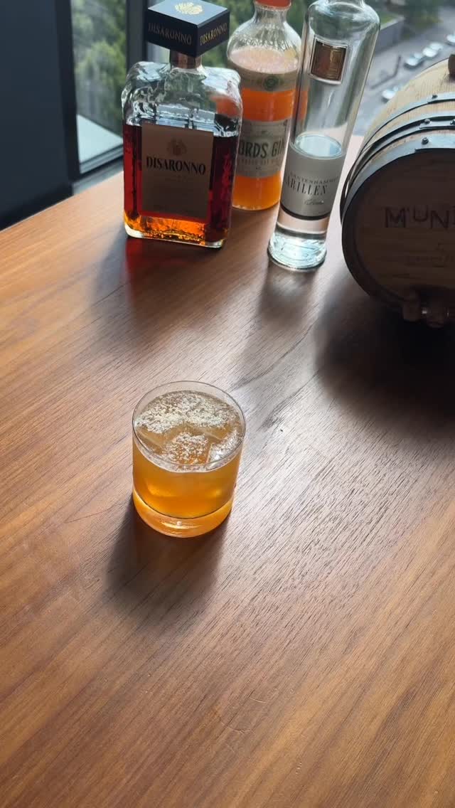 The tea? We don’t spill that.
The cocktail? Absolutely — and this one comes with secrets. 🍸😏
We‘re turning up the heat on August 8 & 9 with a special guest from @andazmunich : Michael Schindler.
He’s mixing up one exclusive signature cocktail: the Apricot Sour.
Bold, mysterious, and totally un-Viennese.
Come sip the unexpected.
#AuroraTakeover #SpillTheCocktail #AndazMagic