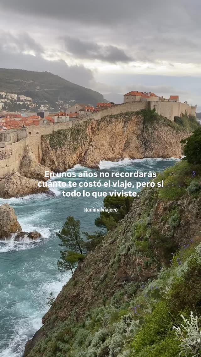 Los paisajes, las risas, los momentos que te cambiaron…
🌍 Eso es lo que realmente importa.
Atrévete a vivir experiencias que valen cada segundo.
📆 ¿Ya sabes cuál será tu próxima aventura?
#animalviajero #frasesviajes #inspiracionviajes #viajeros #travel #agenciadeviajescdmx #agenciadeviajes #viajerosporelmundo #viajerosmexicanos