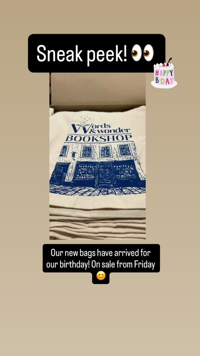 A sneak peek at our new book bags! Featuring a gorgeous print of our shop by the wonderful @louisestebbingprintmaker and to celebrate our first birthday, our new bags have just arrived. They will be on sale from Friday. We look forward to celebrating with you 🥳
#downhammarket #bookshop #wordsandwonderbooks #independentbookshop #norfolk