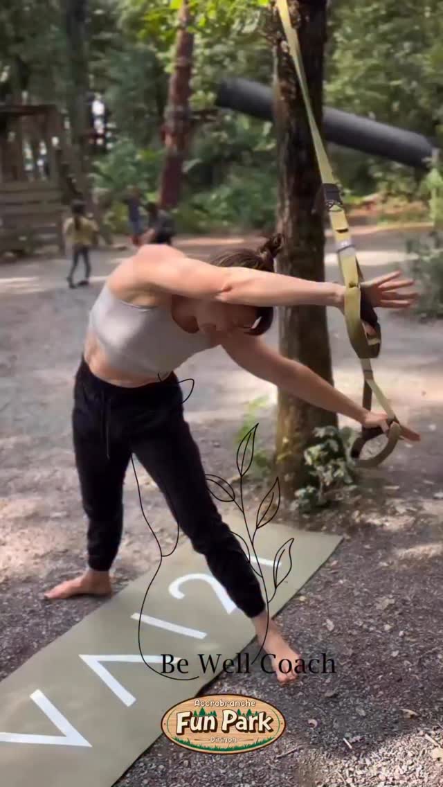 Journée Cocktail Bien-être, chapitre 2.
Voici nos “élastiques girls” 🤸🤸🤸qui ont participé à la journée de pilates suspendus animées par @gab_be_wellcoach à l’accrobranche du Fun Park.
Quoi de mieux pour travailler votre mobilité, retrouver de la force et vous assouplir !!!
Si vous avez apprécié cette vidéo et souhaitez en savoir plus sur ce sport, n’hésitez pas à contacter Gabrielle @gab_be_wellcoach pour obtenir davantage d’informations.
www.bewellcoach.fr