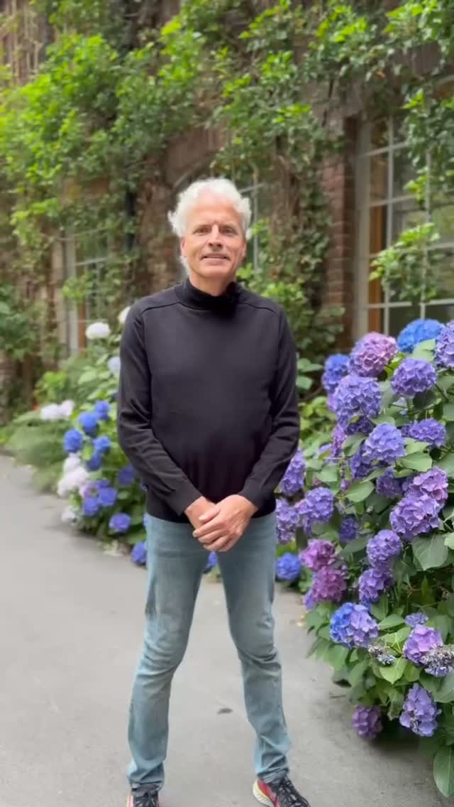 🟠 Stefan Mittelsten Scheid, unser Kandidat für den Bezirk Klauberg – Hasseldelle – Kohlfurth, steht für eine Politik mit klarer Linie und vollem Einsatz. Als Sportler weiß er, dass Erfolge nicht durch Abwarten entstehen, sondern durch entschlossenes Handeln.
Tatkräftig, zielstrebig und mit einem klaren Blick für das Machbare. Mehr zu Stefans Zielen und Haltung im Video 🟠
#sgzukunft #solingen #kommunalwahl2025 #füreinneuessolingen #mutig #transparent #bürgernah