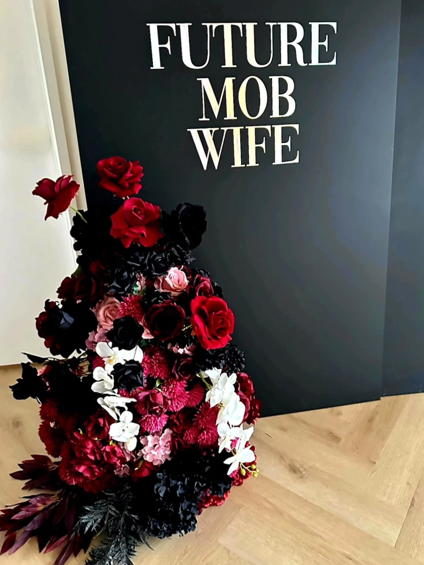 Powerful, playful, and full of love.
@amity_events created the perfect Mob Wife-inspired setup for this bachelorette celebration, and we were so excited to design florals that matched the mood — bold, luxe, and unforgettable.
We often work with our brides from the proposal to the hens, and all the way through to the big day. Every moment deserves to feel personal, styled, and totally you.
Faux florals by @decodays
Styling + concept by @amity_events
#FauxFlorals #ArtificialFlowers #EventRecap #MobWifeAesthetic #BacheloretteBackdrop #MelbourneEventStyling #PakenhamFlorist #DecoDaysFlorals #AmityEvents #MelbourneHensParty #LuxuryFauxFlowers #CustomEventStyling #EventDesignAU #StyledByDecoDays #EventInspo #FauxBlooms #FloristAustralia #BridalEventInspo #HensNightDecor #ItGirlVibes #MobWifeHenParty #BoldEventStyling #ProposalStyling #WillYouMarryMeSetup #BacheloretteInspo
---