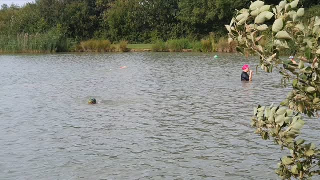Our fabulous swimmers , graduating from their Breaststroke to front crawl course, so proud of them 🏊♀️!
Join us on our September course
https://www.togetherweswim.co.uk/service-page/breaststroke-to-front-crawl-september-1