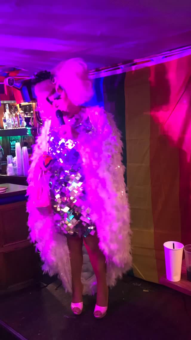 #brightonpride #marinetavern #umdiddlediddlediddleumdiddleay