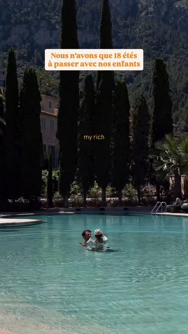 Dix-huit étés.
C’est ce que la vie nous offre pour vivre avec eux ces moments suspendus : les pieds nus dans le sable, les goûters au soleil, les aventures improvisées.
Ce n’est pas toujours simple.
On est fatigués, débordés, tiraillés.
Mais ces étés sont là, maintenant.
Et un jour, sans prévenir, viendra le temps où nos étés ne seront plus les leurs.
Alors on savoure. Même les petits riens.
On rit, on joue, on ralentit.
Parce que ce sont ces souvenirs-là qu’ils garderont.
Et nous aussi.
#familyfirst #summerfamily #enfance #parentalité #kidshospitality #ahauteurdenfant