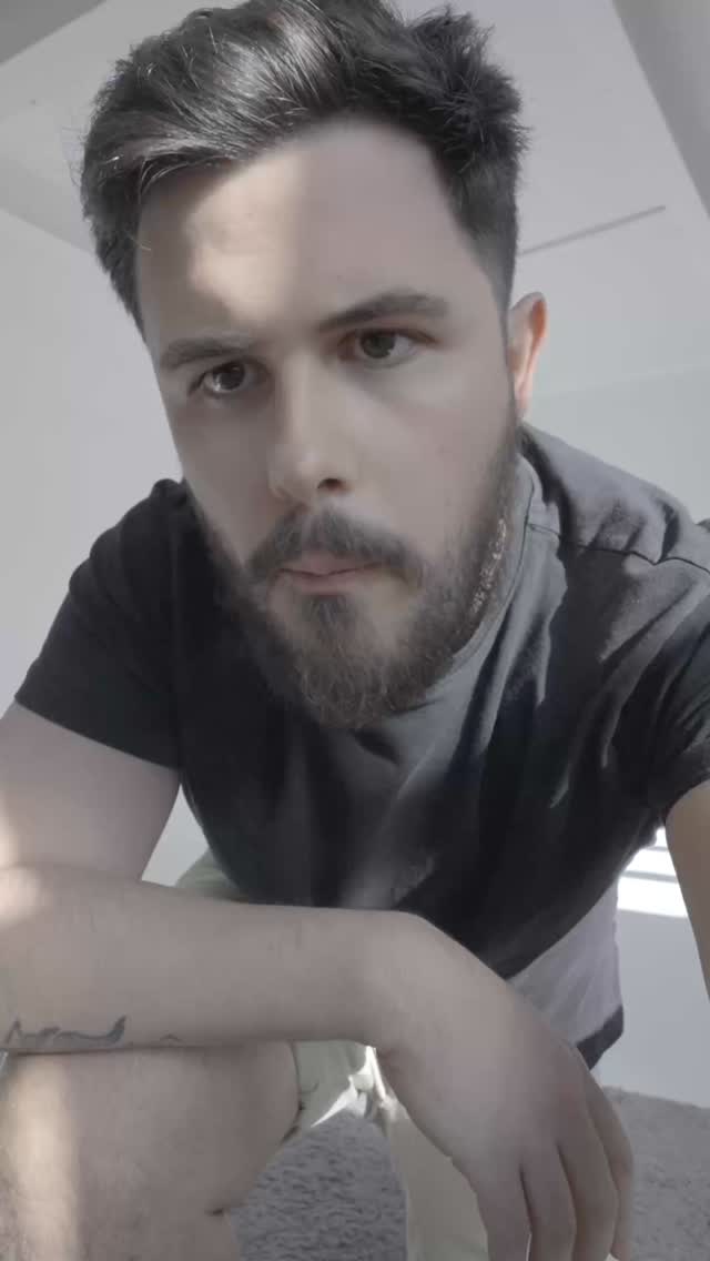 Where ideas take shape — and light.
📸 Studio hire in the heart of Newcastle.
✨ Perfect for portraits, products, and creativity on your terms.
DM to book or hit the link in bio.
#newcastlestudio #photographystudiohire #creativespace #studiohireuk #portraitphotography #contentcreators #studioaesthetic