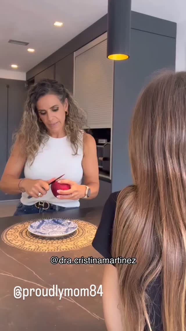 Importante la opinión que no es ofensiva sino formativa.
Dar la #opinion en ocaciones es saber valorar los esfuerzos o los valores del otro!!!
#valores #asertividad #crianzarespetuosa