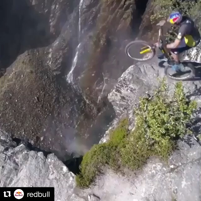 My brother @belaeykenny doing a big gap in @norway a few years ago.
.
@redbullbe
@redbullbike
🎥 @belaeyfilm.productions