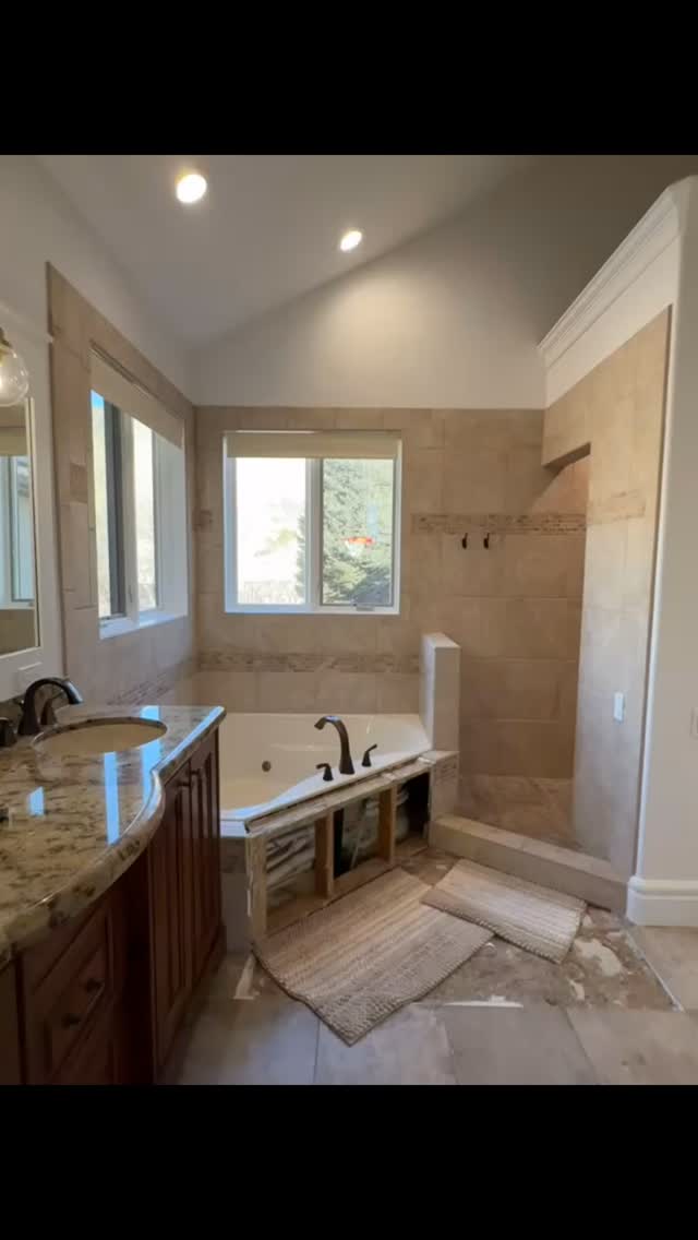 This bathroom got the glow-up it deserved ✨ We handle everything from remodels to custom homes to landscaping that brings it all together. Call for free quote on your next project (385) 427-2809
#BathroomRemodel #BeforeAndAfter #Milohd.com https://www.milohd.com