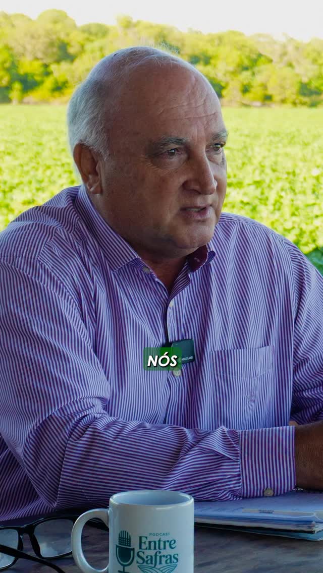 Você conhece a história do arroz no Tocantins?
No episódio de hoje do Entre Safras, a gente volta no tempo pra entender como o arroz se tornou um dos pilares da agricultura tocantinense.
Falamos sobre os primeiros plantios, a evolução das técnicas, os desafios enfrentados pelos produtores e o cenário atual da cultura no estado.
