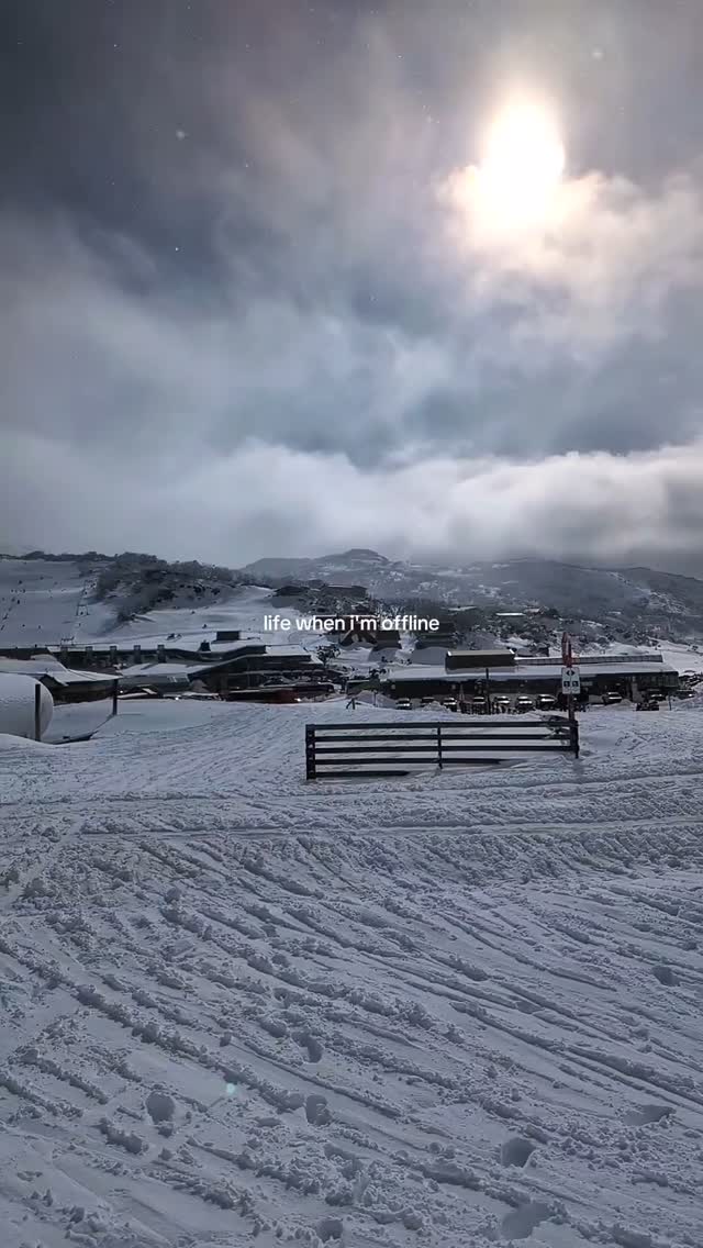 BEST WEEK EVER!!!
I know this is not a photography post but I'm so grateful! I can't believe how lucky we are to live in one of the most beautiful places on the planet and to get to do this for school sports! I mean come on! So cool!
My girl did so well! 💕
❄️Day one - She started off on the little slopes
❄️Day two chairlift and pommer
❄️Day three jumps
❄️Day four just cruising down the mountain like she's been doing this for ever!
I nearly cried with pride! 😭
And I was a bit chuffed with myself for *slowly* getting my ski legs back! I had a classic cross country lesson with the incredible Jane from K7 Ski School and am now fully addicted! Haha!
Can't wait to get back out there!! 😁😁😁
.
.
#snowday #skiing #solucky #snowymountains #grateful #amazinglife #soproud #australianalps #alpineskiing #learningnewtricks #crosscountryskiing #perisher #perishervalley