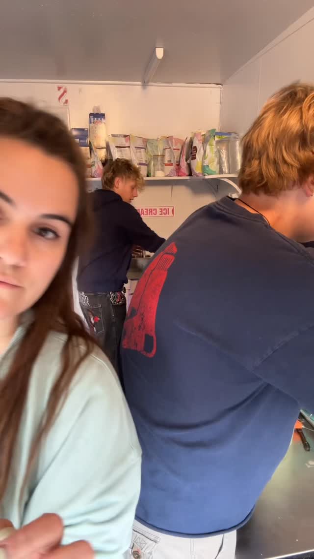 Rush With Us! ๐ฆ Chaz is back & it was newbie Jarrodโs first shift at the shop! Does anyone see their order? ๐(some Shrek soundtrack in honor of Bradenโs last Saturday!) _____ #coworkers #icecream #boba #icecreamshop #bobarista #barista #summerjob #colorado #grandlake #smallbusiness