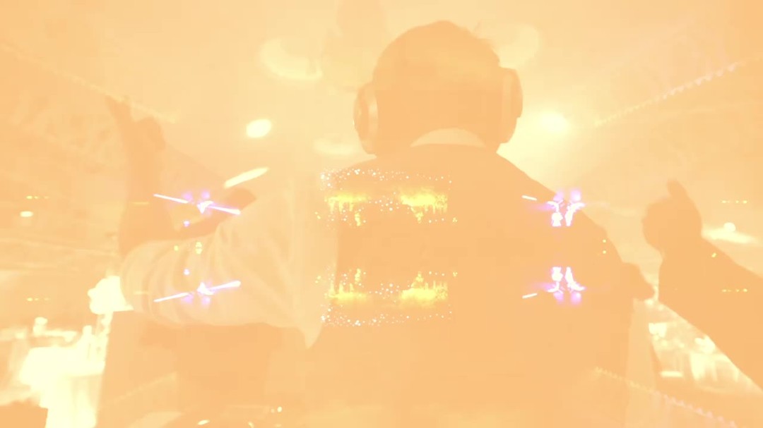 Life’s too short to have boring parties! 🤪🎉#HatersGonnaHate #BestInTheGame
🔥Video by: @amiphotovideo
#Wedding #Reception #Lighting #Lightshow #LightingDesign #Entertainment #DJ #MC #EventLighting #LedScreen #LedWall #LedVideoWall #SouthAsianWeddings #IndianWeddings #WeddingDecor #CO2gun #Lasers #EventProduction #Party #Rave #Concert #Festival #Weddingdj #Dancefloor #Djbooth #Stagedesign #Spfx