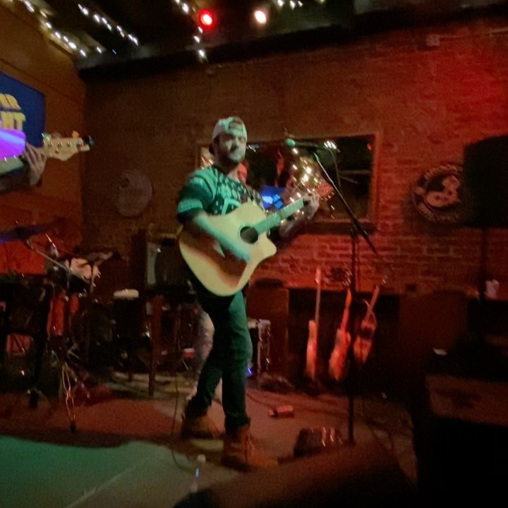 Merry Christmas!!!🎄🎁 🤘
Please enjoy our cover of “Dancing On My Own”- Robyn
Catch us at the following spots!
December 26th, Dizzy Duo at the Wine Cellar on Main 9-12
December 28th Napper Tandys Northport 10-1
New Years Eve Napper Tandys Northport 10-1
@thewinecellaronmain
@nappertandysnpt
@nagsheadalehouse
#robyn
#dancingonmyown
#guitarsolos
#christmas
#uglychristmassweater
#uglychristmassweaterparty
#livemusic
#dizzyaftermidnight