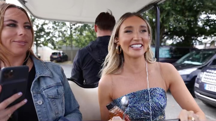 It was an absolute pleasure working with Megan McKenna to create and produce her Vlog for her performance at The Isle Of Wight Festival.
The video is now live so go check out the full video on her YouTube channel!