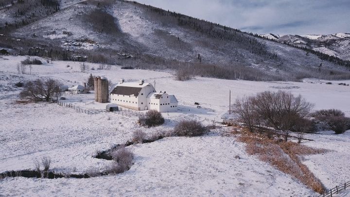 Some views of the recent snowfall in Park City
.
.
.
.
.
.
.
.
#parkcityutah #parkcitymountain #deervalleyresort #brightonresort #sundancefilmfestival #skisolitude #snowbird #snowbasinresort #sundaceresort #parkcitytransportation