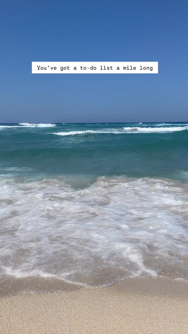 We often fill our calendars with work, responsibilities and obligations. We run around doing errands and plan things for other people.
But what about rest, recovery and YOU?
That’s where we come in!
At home massage treatments available in Bath and surrounding areas. Check out our website to find out more.
You can also visit Ally in her treatment room.
Link in bio to book 💕
.
.
.
.
#bathsomerset #mobilemassage #massagetherapy #athomemassage #selfcare #massagetherapist #wellness #bathmassage #whatsoninbath #wavesonwaves