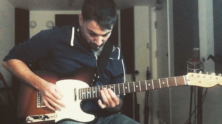 Gotta have a solo right? 🤔
-
-
-
#guitarsolos #indiemusic #productionmusic #composer #recordingsession