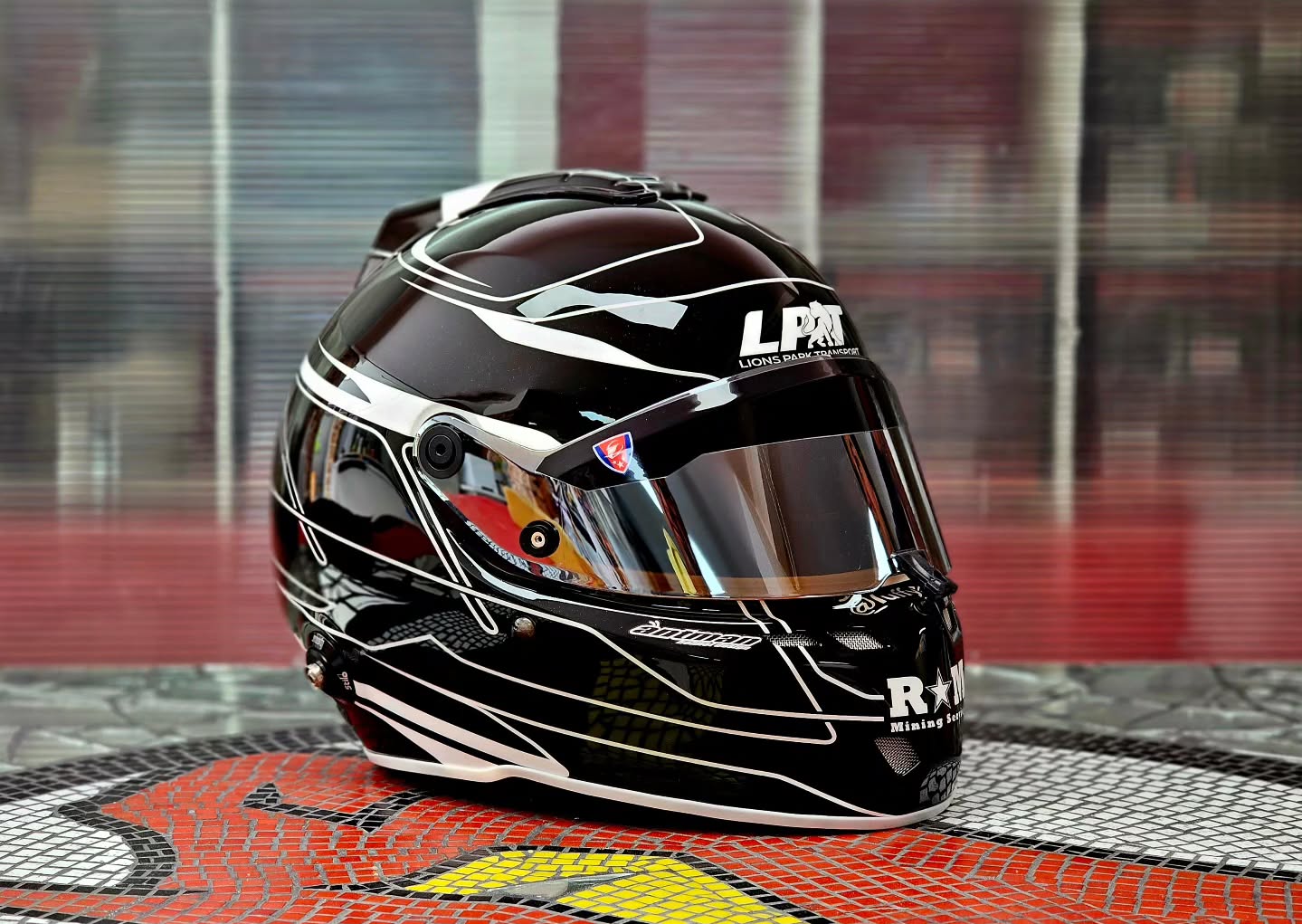 @luffy76 2025 black beauty. @antman_custom_trix @walkinshawandrettiunited @msgd16