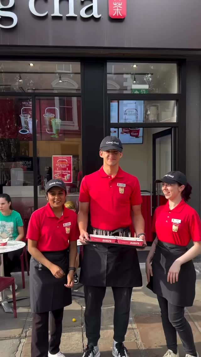 gongcha_uk
Weโre OPEN!๐
Gong Cha Gravesend is ready for you ๐๐
-Come enjoy our delicious drinks & treats๐ก๐ง๐ง
Spin the wheel & win a prize! ๐
โข Donโt miss the Lion Dance at 1PM - ๐ฎ๐งงsee you soon &
#gongchauk #gravesendfoodies #grandopeningoffer #grandopeningday #bubbletealovers #bubbletea #gongchalovers #gravesendeats #ukfoodies #weareopen #LionDance #bobatime #tealoversuk
27 minutes ago