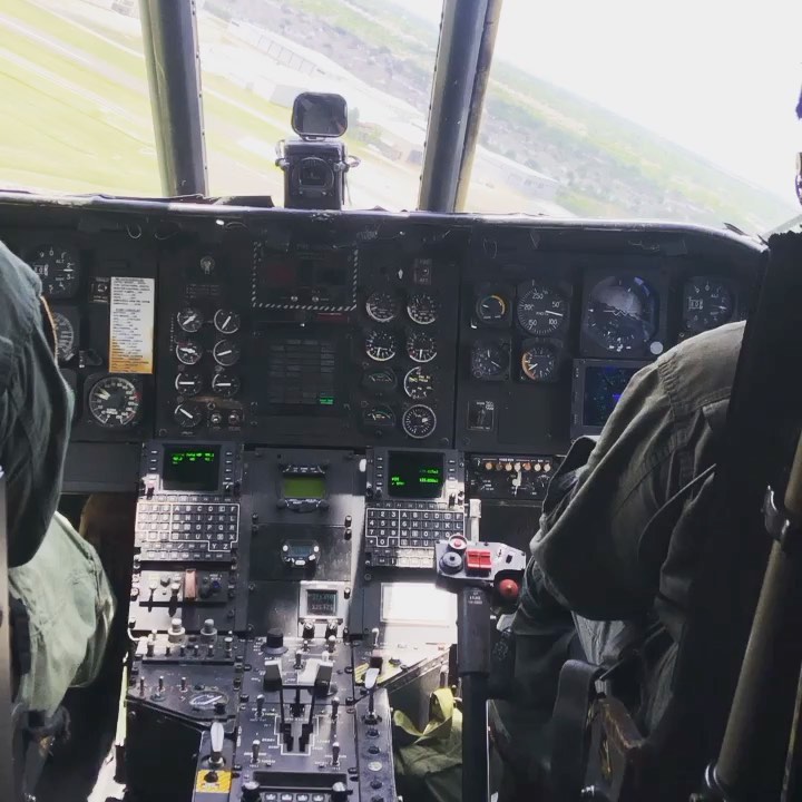 Just cruising around town #military #tx #texas #merica #usa #army #navy #airforce #marines #coastguard #sar #recruitment #nusafm #pedro #phrog #phrogsforever #pedro-01 #rappelling #petzel #petzel_official #America #hh46 #ch46 #rigging #pilot #crewchief #ao